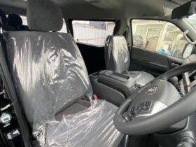 
									TOYOTA Hiace Wagon Wide GL Long Middle Roof Black 2025′ DB975 full								
