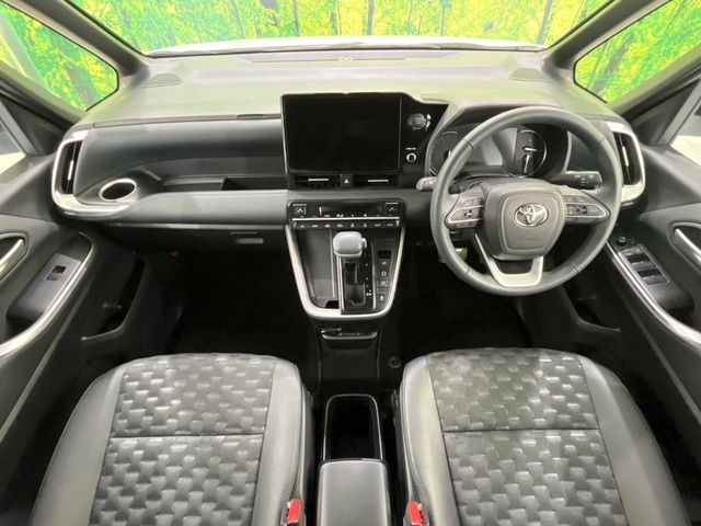 TOYOTA Voxy S-Z Pearl White 2024′ DB9IK
