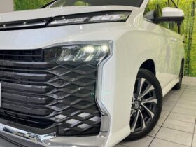
									TOYOTA Voxy S-Z Pearl White 2024′ DB9IK full								