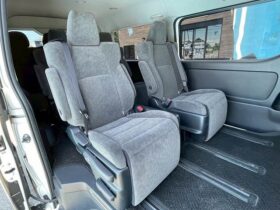 
									TOYOTA Hiace Wagon Wide GL Long Middle Roof Pearl White 2023′ DB9SF full								
