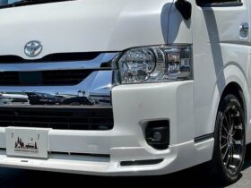 
									TOYOTA Hiace Wagon Wide GL Long Middle Roof Pearl White 2023′ DB9SF full								