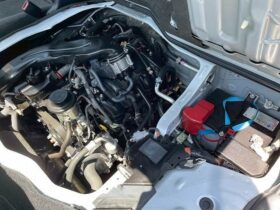 
									TOYOTA Hiace Wagon Wide GL Long Middle Roof Pearl White 2023′ DB9SF full								