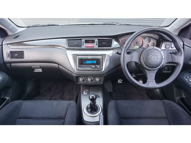 MITSUBISHI Lancer GT Evolution 9 Silver 2006′ DBAKZ