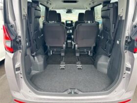 
									TOYOTA Noah 1.8 x HV 7 people Gray 2024′ DBDGH full								