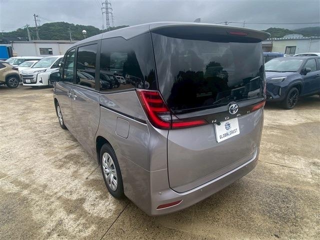 TOYOTA Noah 1.8 Hybrid x 7 Gray 2024′ DBDL4