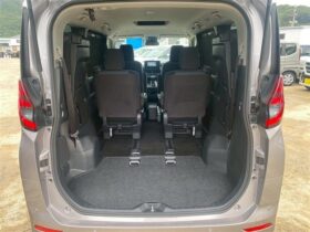 
									TOYOTA Noah 1.8 Hybrid x 7 Gray 2024′ DBDL4 full								