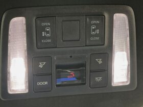 
									TOYOTA Voxy S-Z Pearl White 2024′ DDFSM full								
