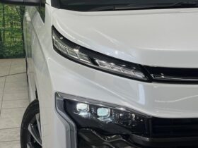 
									TOYOTA Voxy S-Z Pearl White 2024′ DDFSM full								