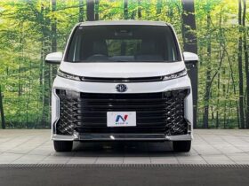 
									TOYOTA Voxy S-Z Pearl White 2024′ DDFSM full								