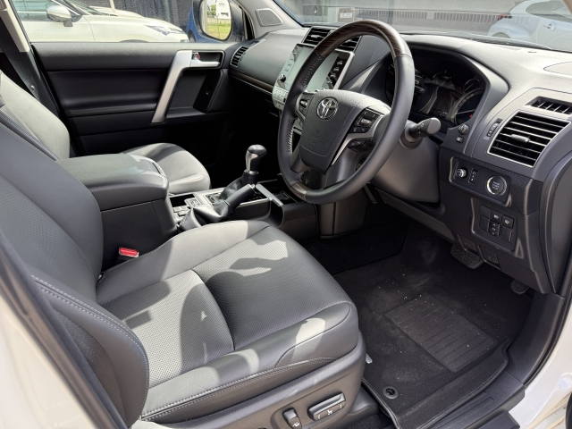 TOYOTA Land Cruiser Prado TX L Package Pearl White 2023′ DFBQG