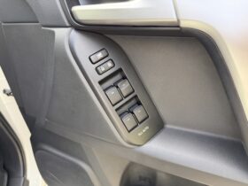 
									TOYOTA Land Cruiser Prado TX L Package Pearl White 2023′ DFBQG full								