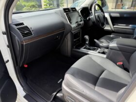 
									TOYOTA Land Cruiser Prado TX L Package Pearl White 2023′ DFBQG full								