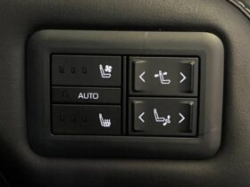 
									TOYOTA Alphard Z Pearl White 2023′ DFJJJ full								