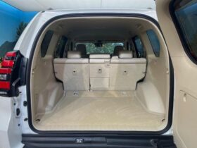 
									TOYOTA Land Cruiser Prado TX L Packet Matte Black Ed Pearl White 2023′ DFJMO full								