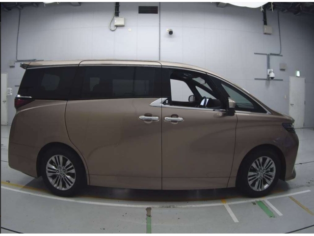 TOYOTA Alphard Z Gold 2025′ DFYUA