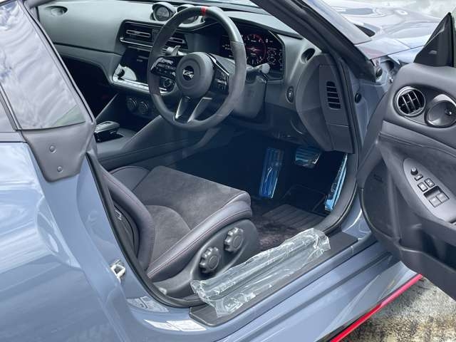 NISSAN Fairlady Z Nismo Gray/Black 2024′ DGE9W