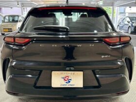 
									TOYOTA Crown Sport Z Black 2024′ DHOME full								