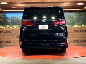 
									TOYOTA Alphard Z Black 2023′ DHOTU full								