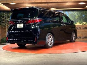 
									TOYOTA Alphard Z Black 2023′ DHOTU full								