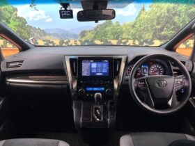 
									TOYOTA Alphard S Type Gold 2 Pearl White 2021′ DHOXM full								