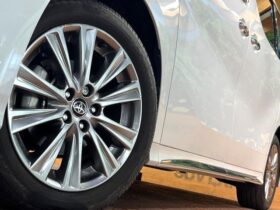 
									TOYOTA Alphard S Type Gold 2 Pearl White 2021′ DHOXM full								
