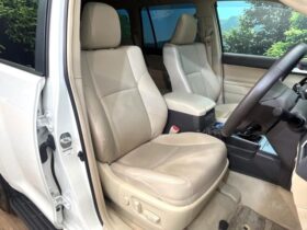 
									TOYOTA Land Cruiser Prado TX L Packet Matte Black Ed Pearl White 2023′ DHOZS full								