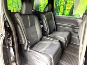 
									TOYOTA Noah S-Z Black 2025′ DHP1K full								