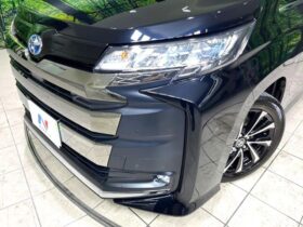 
									TOYOTA Noah S-Z Black 2025′ DHP1K full								