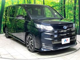 
									TOYOTA Noah S-Z Black 2025′ DHP1K full								