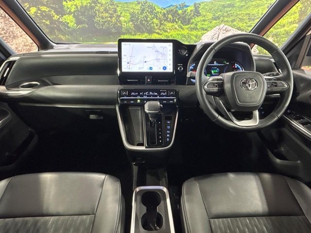 TOYOTA Noah S-Z Pearl White 2024′ DHP38