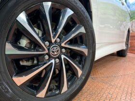 
									TOYOTA Noah S-Z Pearl White 2024′ DHP38 full								