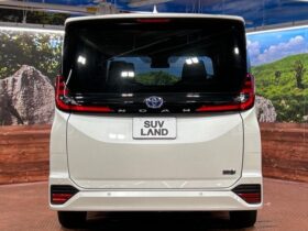 
									TOYOTA Noah S-Z Pearl White 2024′ DHP38 full								