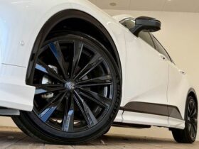 
									TOYOTA Crown Sport Z Pearl White 2024′ DHPUH full								
