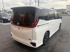 
									TOYOTA Noah Hybrid SZ  Comfort  DA Plus  Fda Pearl White 2025′ DHSS2 full								