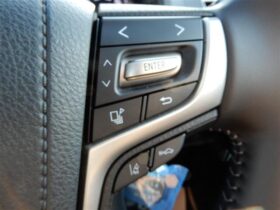
									TOYOTA Land Cruiser Prado 2.8 TX L Package 70th Pearl White 2022′ DHSSG full								