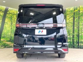 
									TOYOTA Voxy S-Z Black 2024′ DJTX4 full								