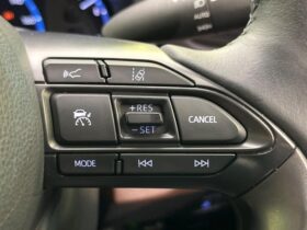 
									TOYOTA Yaris Cross Z Pearl White/Black 2021′ DLZUS full								