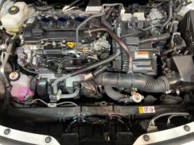 
									TOYOTA Yaris Cross Z Pearl White/Black 2021′ DLZUS full								