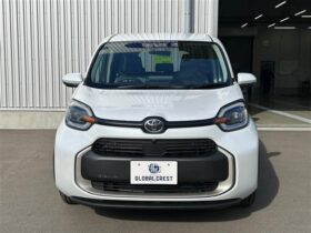 
									TOYOTA Sienta 1.5 Hybrid Z 7 Pearl White 2025′ DM325 full								