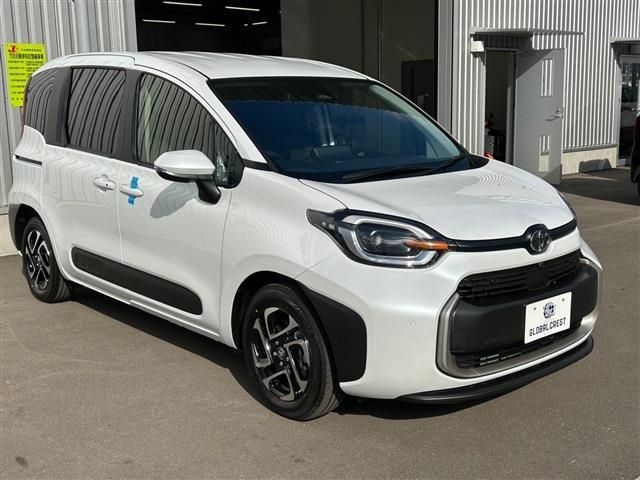 TOYOTA Sienta 1.5 Hybrid Z 7 Pearl White 2025′ DM325