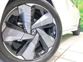 
									NISSAN AURA G Pearl White 2023′ DO4J3 full								