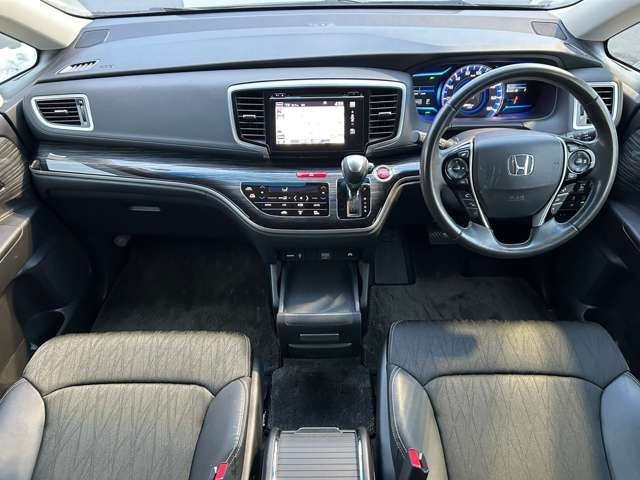 Honda Odyssey Absolute Honda Sensing Black 2016′ DO58U