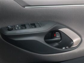 
									TOYOTA Yaris Z Pink 2022′ DO58V full								