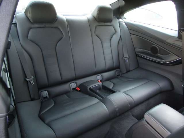 BMW M4 Base Grade Silver 2014′ DO59N