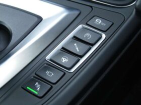 
									BMW M4 Base Grade Silver 2014′ DO59N full								
