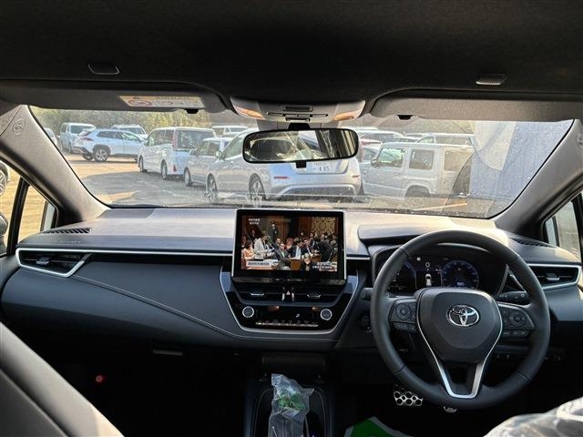 TOYOTA Corolla Touring 1.8HV Active Sport Pearl White 2025′ DO89M