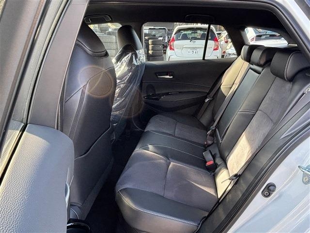 TOYOTA Corolla Touring 1.8HV Active Sport Pearl White 2025′ DO89M