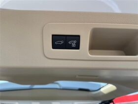 
									TOYOTA Land Cruiser Wagon 3.5 ZX JBL Sound 7 Person Pearl White 2023′ DO8CC full								