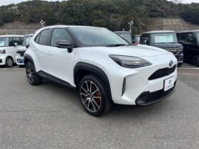 
									TOYOTA Yaris Cross 1.5 GR Sport Safety Pearl White 2025′ DO8CE full								