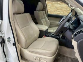 
									TOYOTA Land Cruiser Prado TX L Packet Matte Black Ed Pearl White 2022′ DQAO1 full								